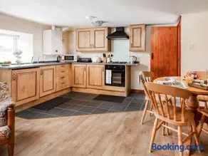 Grooms Cottage - Image 3