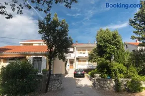 Apartments Mirjana * central location and close to beach - Image 3