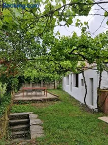Charming 19th-Century Farmhouse Retreat in Lous, Portugal - Image 5