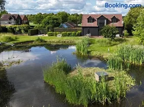 1 Bed in Horsham oc-86961 - Image 1