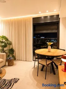 amor premium residence-4BR apartment with balcony - Image 4