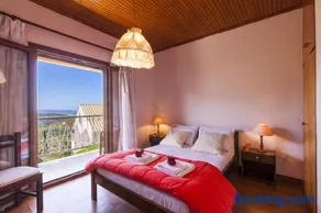 ARETOUSA APARTMENT - Image 1