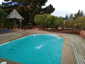 lodge con piscina privada, parcela de campo. - Image 2