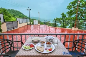 SaffronStays Riverdale - 4BR pool villa in Lavasa with gazebo, Indonesian artwork, and cricket pitch - Image 5