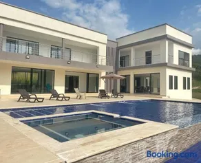 La finca Luxury House - Image 2