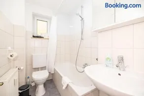 Würzburg Hideaway, ruhige Wohnung mit Balkon - Image 3