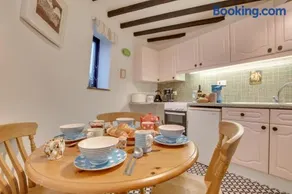 3 Bed in Kirkbymoorside oc-y100 - Image 3