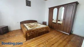 Gabe's house - Image 2