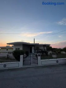 Silver View House - Image 3