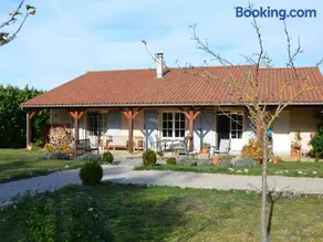Luxury villa near the cute towns of Sarlat and Rocamadour - Image 1