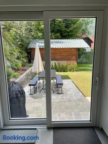 Holiday House Promenade - Image 1