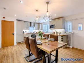 2 Bed in Weymouth oc-75200 - Image 3