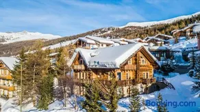 Chalet Snowflake - Image 1