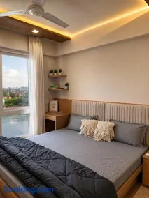 Shiro Stays, Cozy 1 BHK Retreat - Image 1
