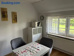 Idyllische Ferienwohnung in Wiefelstede - Image 2