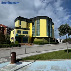 Hotel La Concha De Suances - Image 1