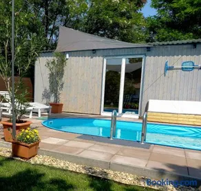 Idill Cottage Vendégház - Image 2