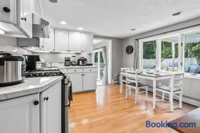 2BR Family Vacation Home firepitbackyard - Image 5