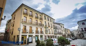 Hostal Plaza - Image 2