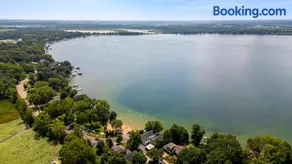 House and BoatHouse - Image 2