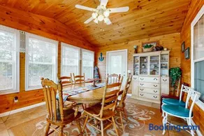 Serene Lakefront Home Dock Game room Fire Pit - Image 3