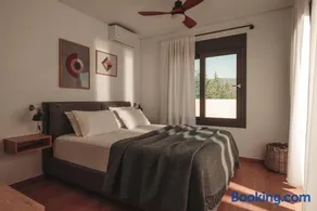 Thespis Villa 3 - Image 2