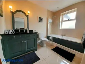 Limestone Lodge Apartment - Image 2