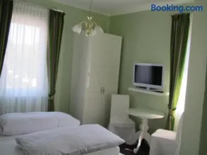 Hotel AlleeSchlößchen - Image 1
