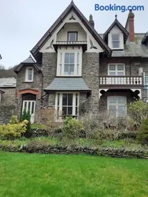 Gable Lodge Guest House - Image 3