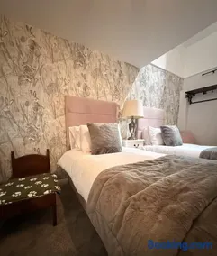 The Blue Bell Inn - Image 3