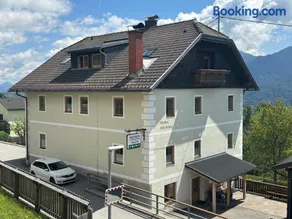 Landhof Unterkreuter - Image 1