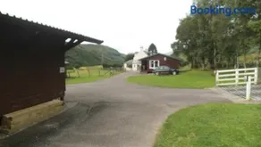 Lamont Chalet Self catering holiday homes Creagmhor Glenelg IV408LA - Image 5