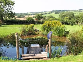 1 Bedroom Apartment with a Wonderful View - Image 3