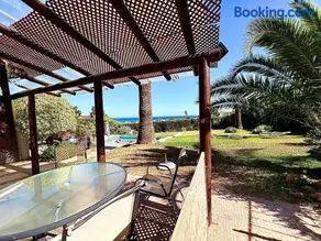 Villa Tranquilla - Sea View Apartments with Pool - Walk to Beach - Family and pet Friendly - Image 2