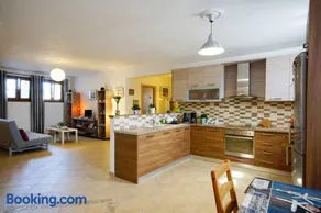 Anemona Apartment - Image 1