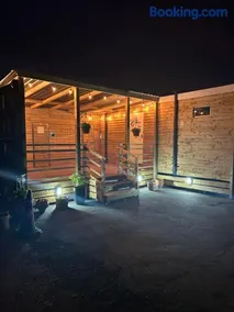 American rv glamping with hot tub - Image 2