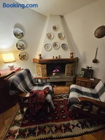 Mountain home with sauna - Image 1