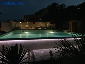 Grand Pool Apartment Ika-Opatija - Image 1
