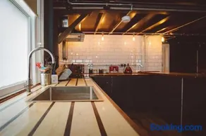 Brooklyn lodge - Image 2