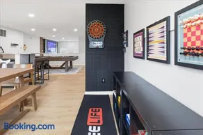 Amazing 5BR Retreat Near Downtown Indy - Image 3