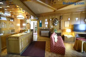 Albergo Valbella - Image 3