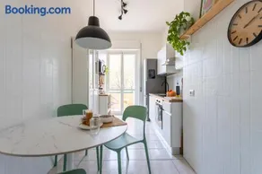 Yesclusive Apartment, parcheggio gratuito, Wi-Fi, vicino M4 Navigli, Humanitas, Forum Assago - Image 3