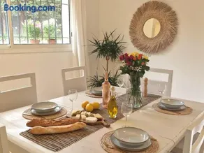 Charming Independent Garden Floor, French Riviera - Image 2