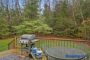 Blueberry Basecamp 98ft to Acadia! Hike from Home, AC, Deck, Near Bar Harbor - Image 4