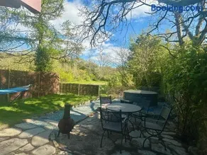 Cosy Country Cottage in Eryri Snowdonia with Hot Tub near Cardigan Bay & Harlech Castle - Image 3