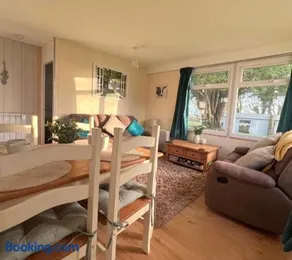 The woodlands - Image 4