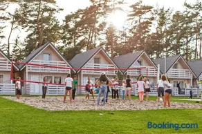 Holiday Park & Resort Pobierowo - całodniowe animacje i podgrzewany basen w cenie - Image 4