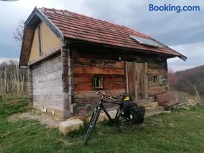 Deda Vinko Off Grid Cabin - Image 3