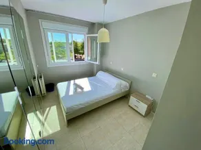 Habitación privada baño compartido - Image 2
