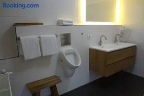 Charmante rustikale Jägersuite mit el Kamin H2O Therme Oberhof - Image 4